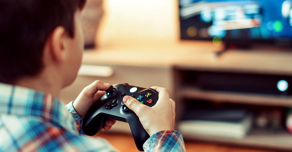 Video games can enhance decision-making skills, brain imaging study finds