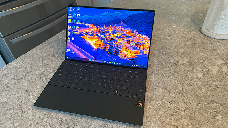 Dell XPS 13 9345 laptop with Snapdragon Elite X CPU